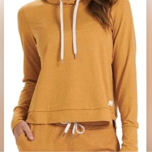 Vuori Halo Hoodie in flax